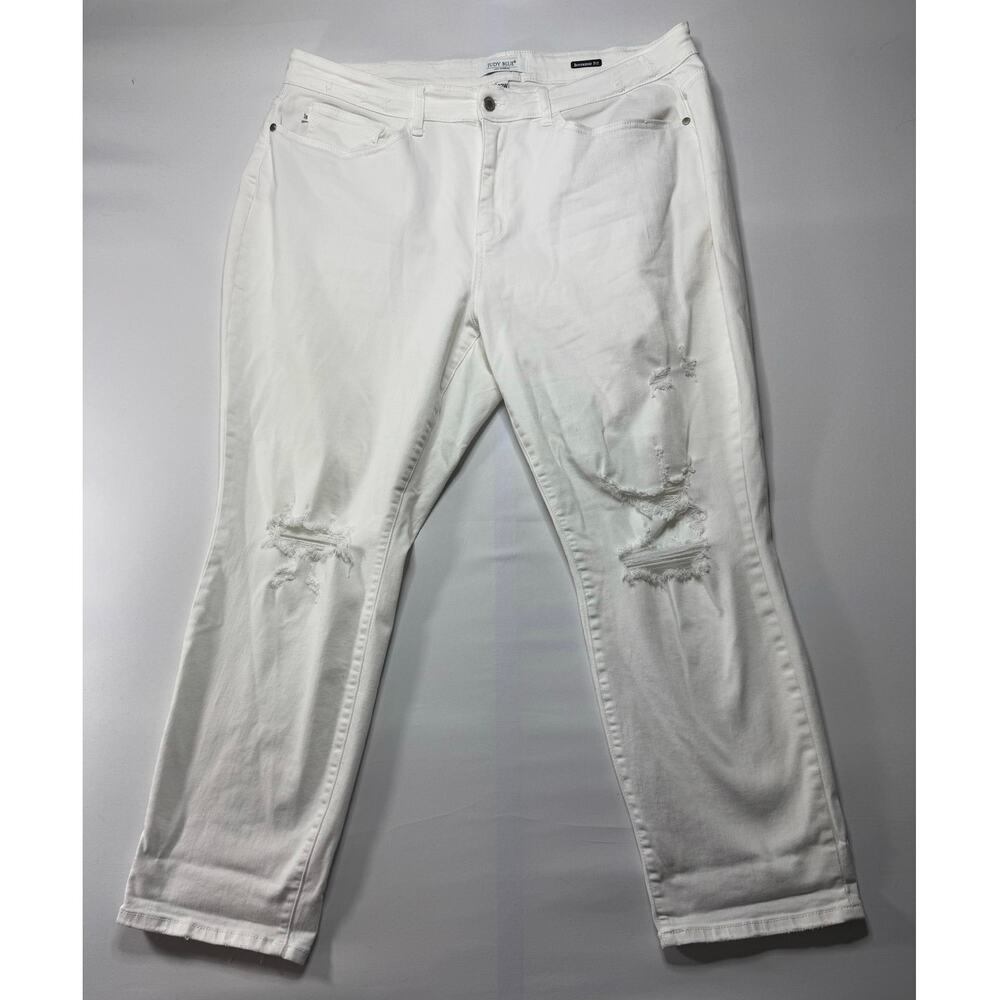 Judy Blue Women's Distressed Boyfriend Fit White Jeans - Size 22W (40x28.5)